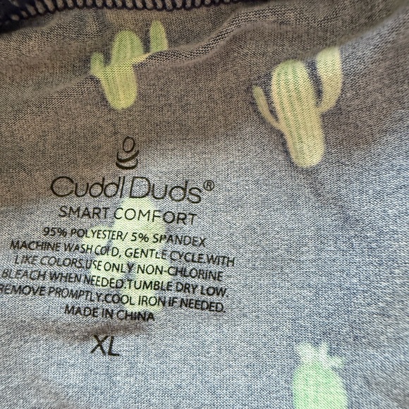 Cuddl Duds Green and Navy Cactus Pajama Set - Picture 4 of 4